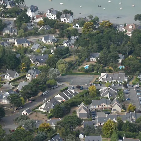 Lagrange Les Maisonnettes 3*